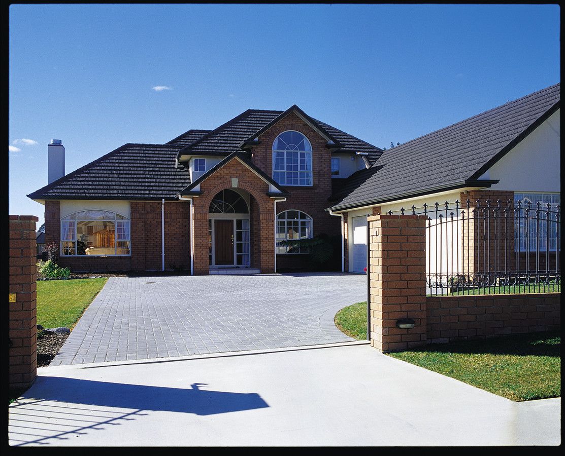 Decra® Stratos L Coal Black